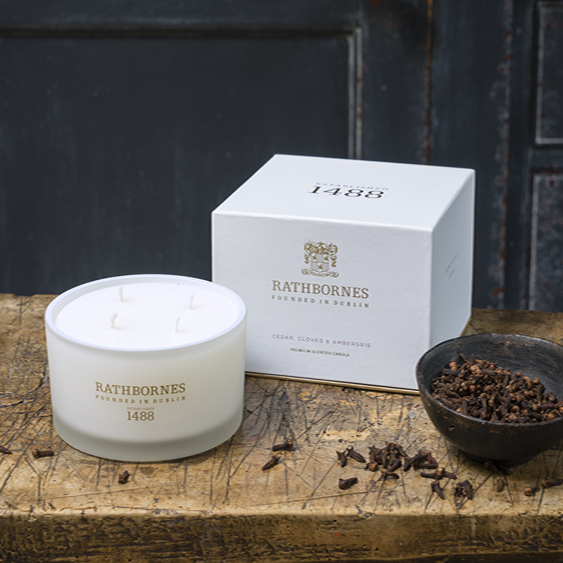 Cedar, Cloves & Ambergris Scented Luxury Candle